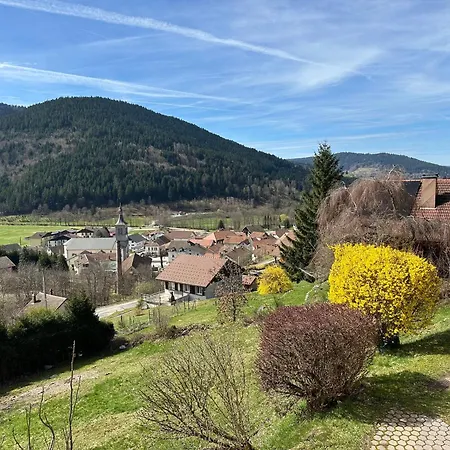 Chalet Caucalide Avec Cheminee, Sauna, Terrasse Plein Sud & Jolie Vue Montagne Semesterbostad